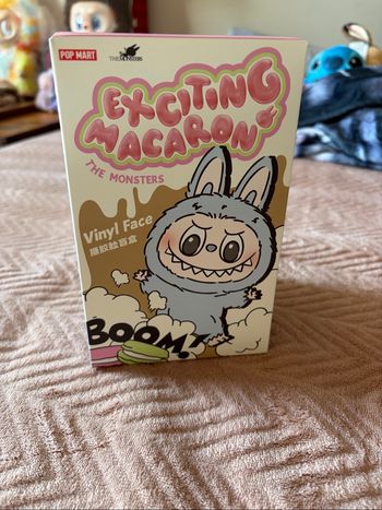 Labubu Exciting macaron