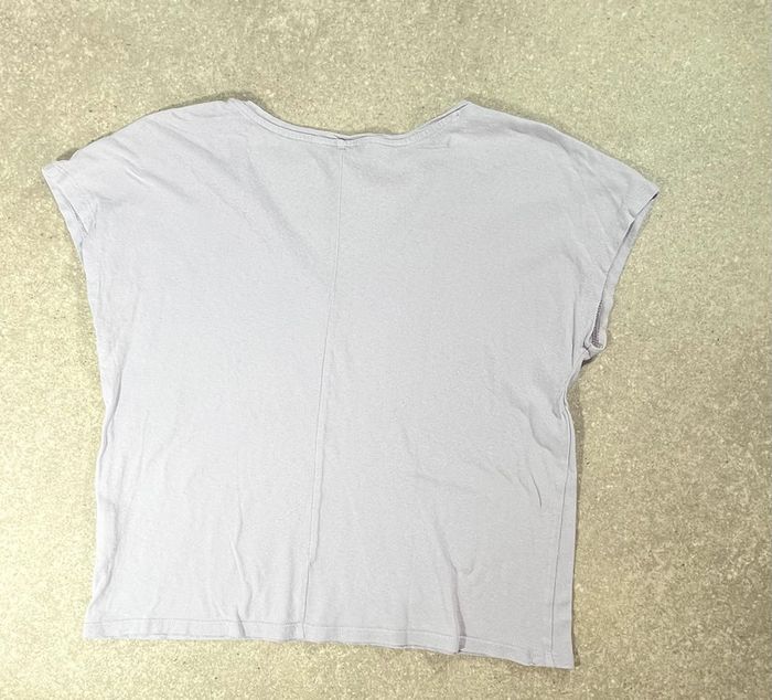 🟣 T-shirt col V Camaïeu taille M🟣 - photo numéro 3