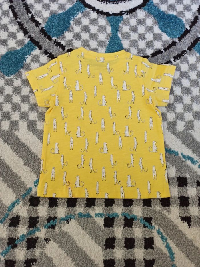 Lot 3 t-shirts manches courtes NEUFS 6 mois - photo numéro 7