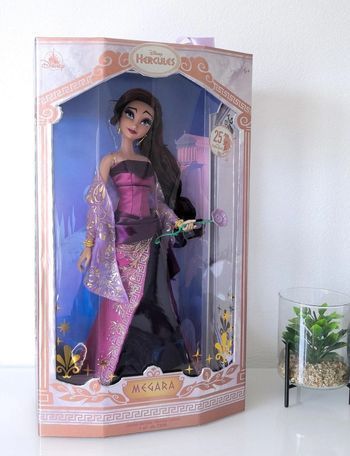 Poupée édition limitée LE Megara Disney NEUVE