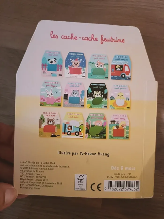 Livre cache cache petit ours Nathan - photo numéro 4