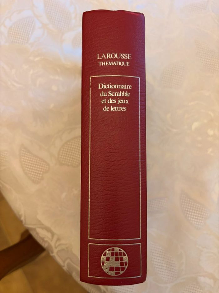 Larousse Thématique – Dictionnaire du Scrabble et des jeux de lettres - photo numéro 2
