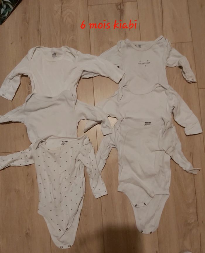 Lot 6 bodies blanc kiabi