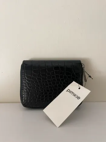 Porte monnaie croco noir pimkie