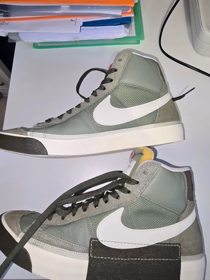 Nike blazer Mid 77 pro club olive bon état - photo numéro 11