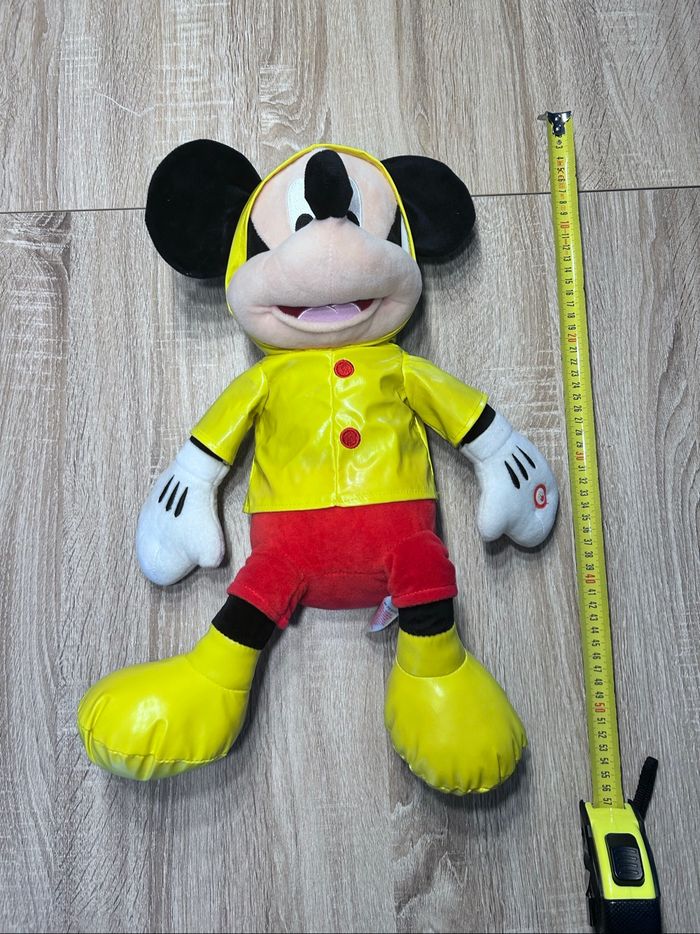 Peluche Mickey Mouse – Édition Pluie Vintage Disney (60 cm)