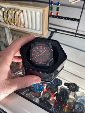 Montre G Shock noire rouge