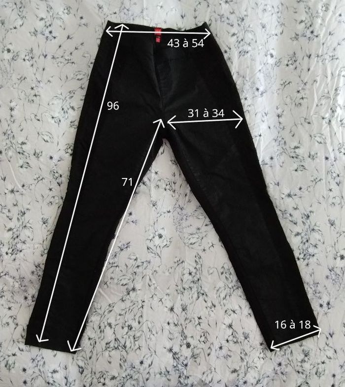 Pantalon/jegging noir avec effet brillant Miss Captain