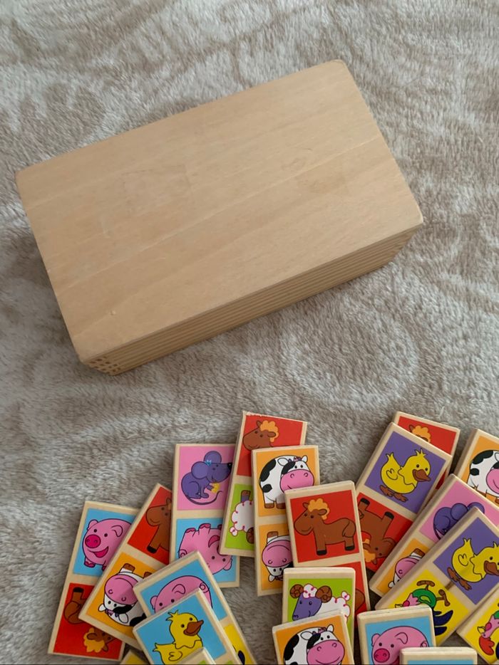 Dominos en bois - photo numéro 3