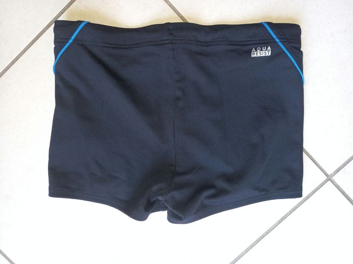 short de bain Nabaji Taille 40 Eur S-M - photo numéro 2