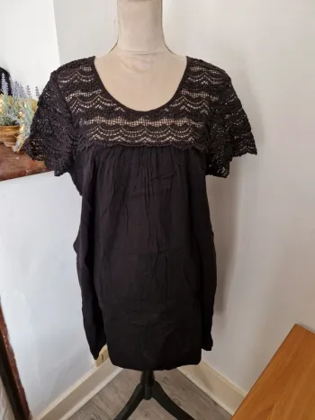 Robe vero moda dentelle gaz de coton noir
