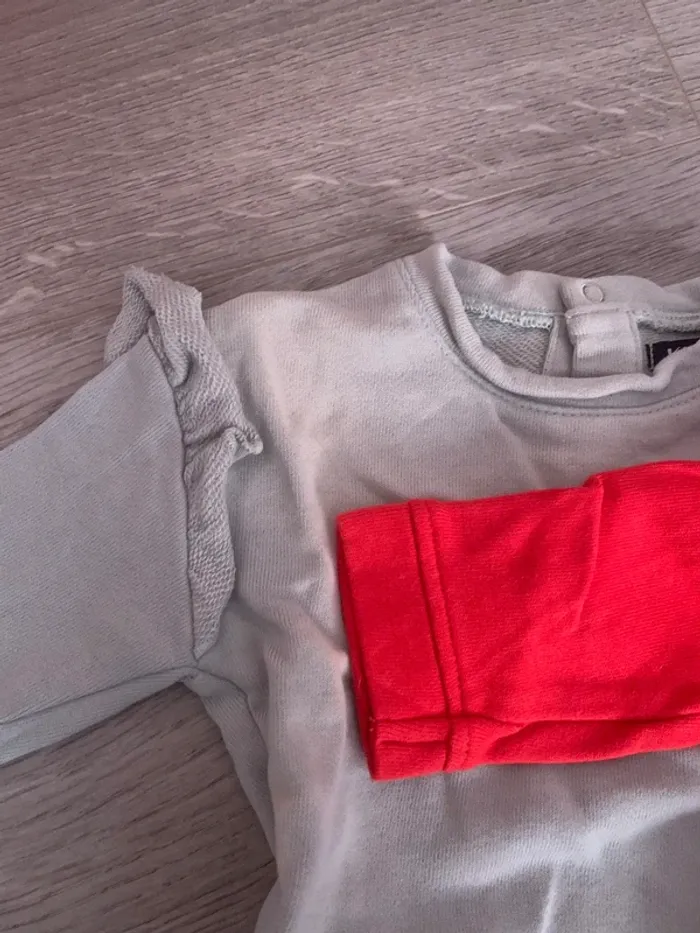 Lot de 4 sweats bébé en 3 mois - photo numéro 4