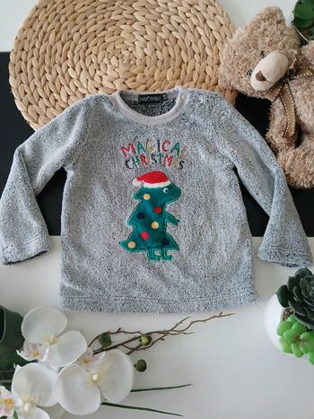 Pull de Noël Taille 12 mois🌿🦁