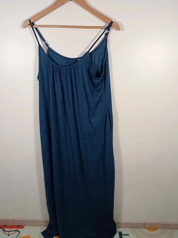 C7 robe bleu L