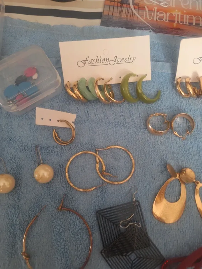 #boucle oreille différents modèles - photo numéro 3