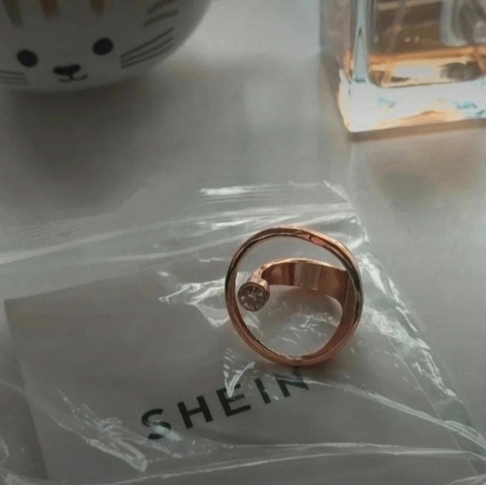 Bague dorée Shein - photo numéro 2
