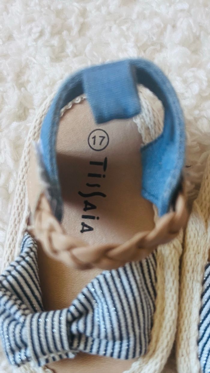 Lot de chaussure bébé - photo numéro 5