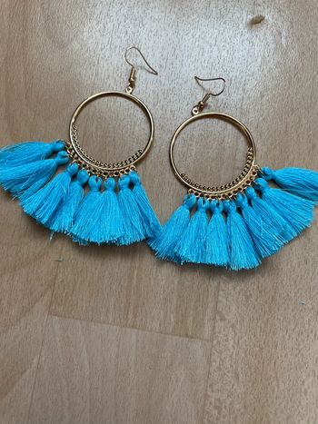 Boucles d’oreilles à pompons