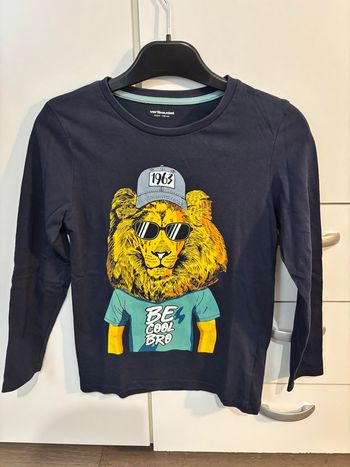 T-shirt manches longues  vertbaudet 8 ans 