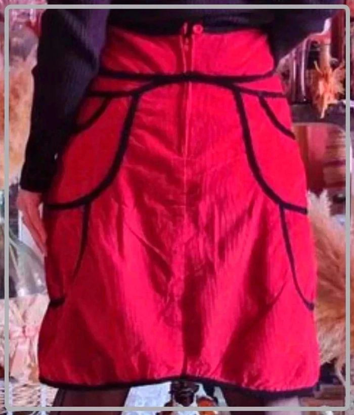 Jupe velour taille 42 marque Coline - photo numéro 3