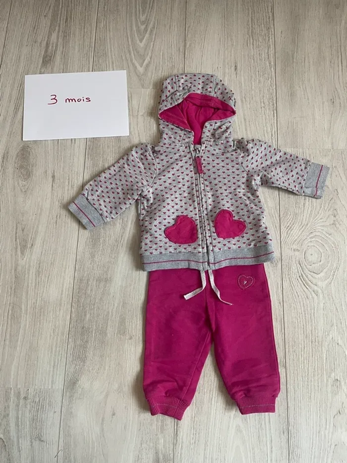 Ensemble jogging 3 mois