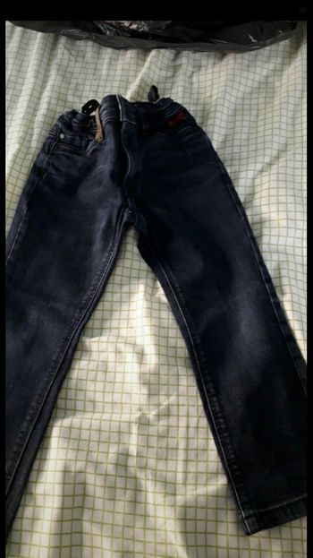 Lots de jean's+ 1jogging