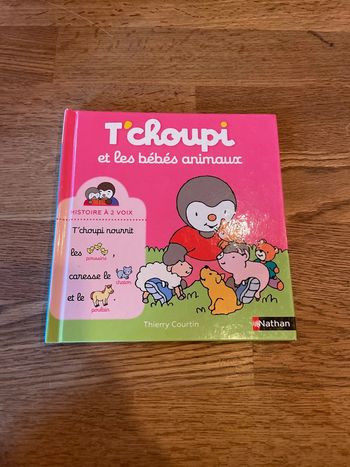 Livre une histoire à 2 voix Tchoupi et les bébés animaux Numéro 18