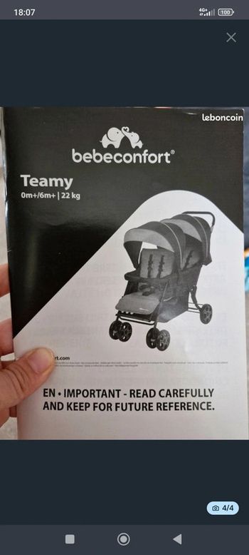Poussette double bébé confort en très bon état