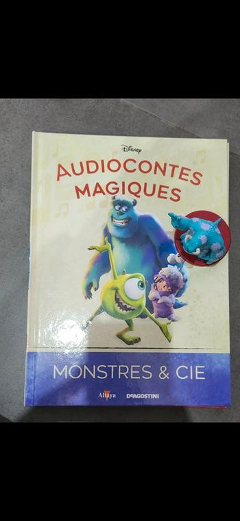 Numéro22 Livre et figurine édition audiocontes Magiques Altaya édition disney audio compte conte