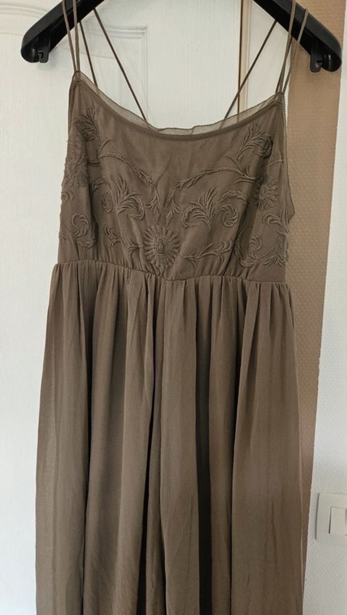 Magnifique robe longue à bretelles, brune kaki, Kiabi, taille 40 - photo numéro 2