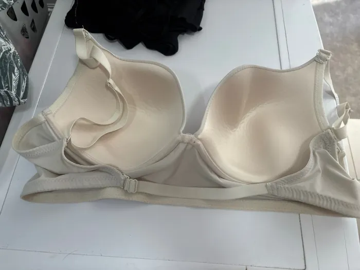 Soutien gorge dos nu neuf Taille XXL - photo numéro 3