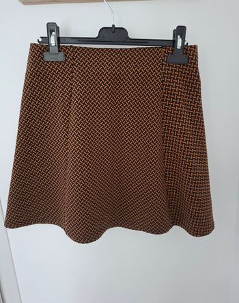 Jupe courte,  BIZZBEE,  taille S, neuf