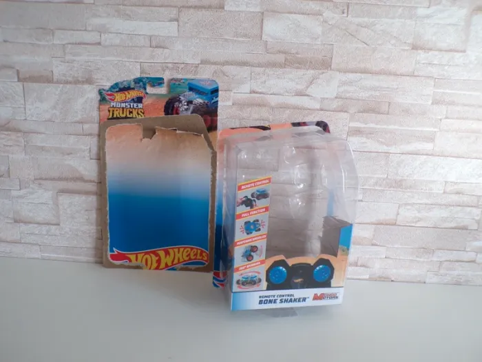 Monster Trucks - Bone Shaker - Télécommandé - Hot wheels (J18) - photo numéro 8