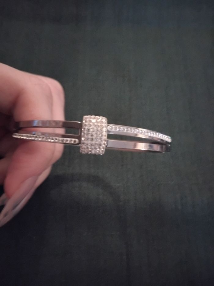 Bracelet neuf - photo numéro 3