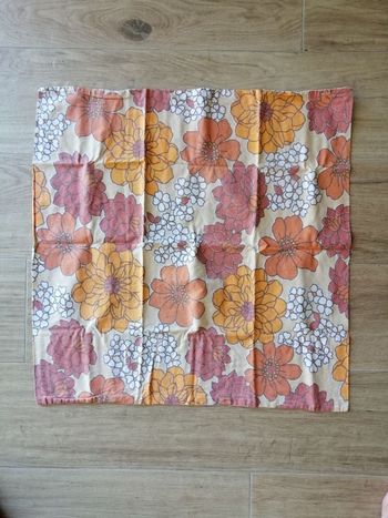 Taie d'oreiller vintage en bon état