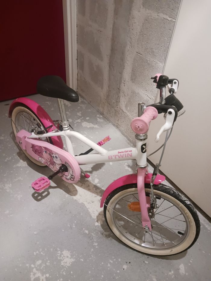 Vélo fille 4-6 ans
