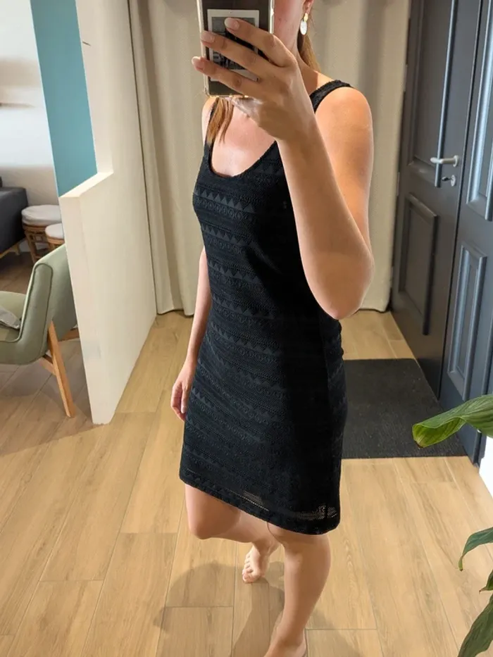 Robe noir dentelle