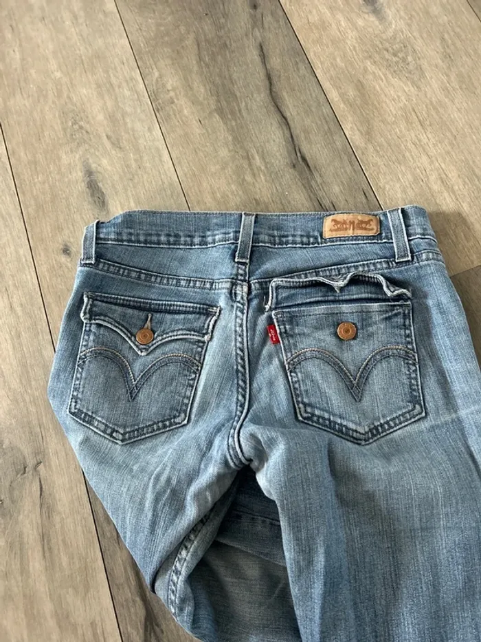 Levis - photo numéro 4
