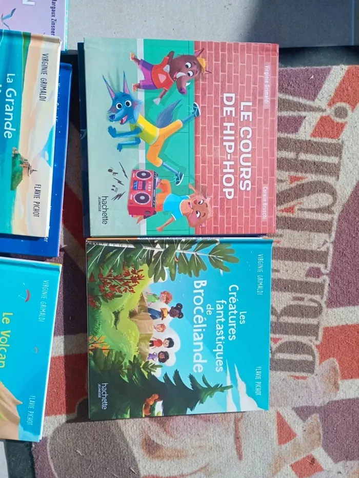 Lot de 8 livres neuf ,macdo burger king - photo numéro 4