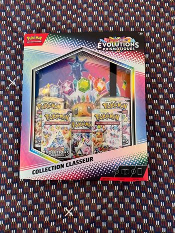 Coffret Classeur Pokémon Évolutions Prismatiques