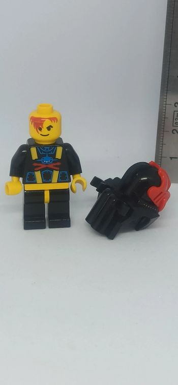 Figurine homme lego aquashark
