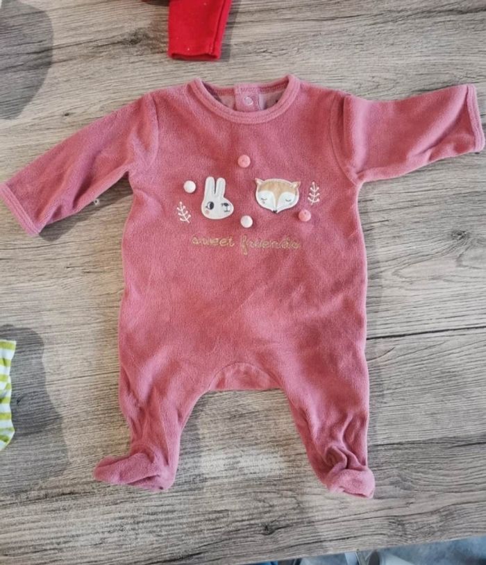 Lot de pyjama 1 mois - photo numéro 3