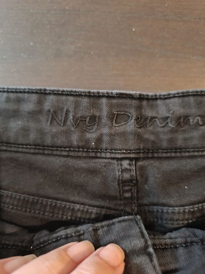 Short NVY - Taille 42 - photo numéro 5