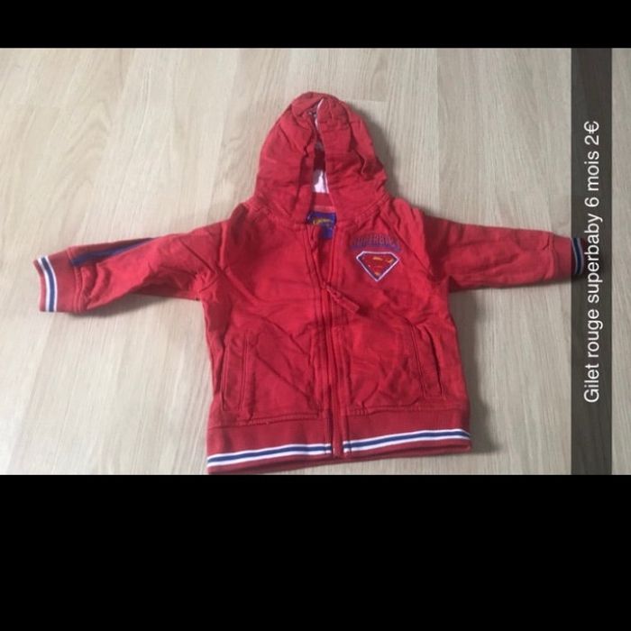 Gilet rouge superbaby 6 mois