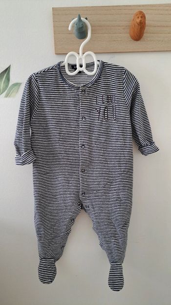 Pyjama ouverture sur le devant