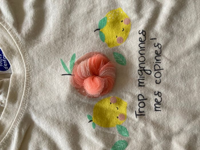 Tee-shirt motif fruits fille 9 mois - photo numéro 2