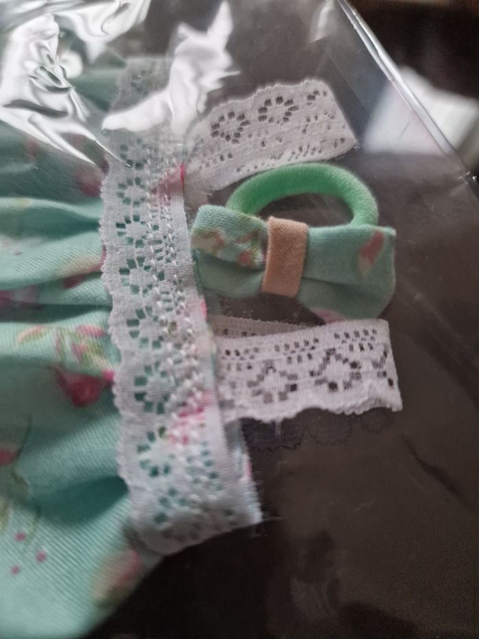 Robe pour poupée style labubu - photo numéro 2