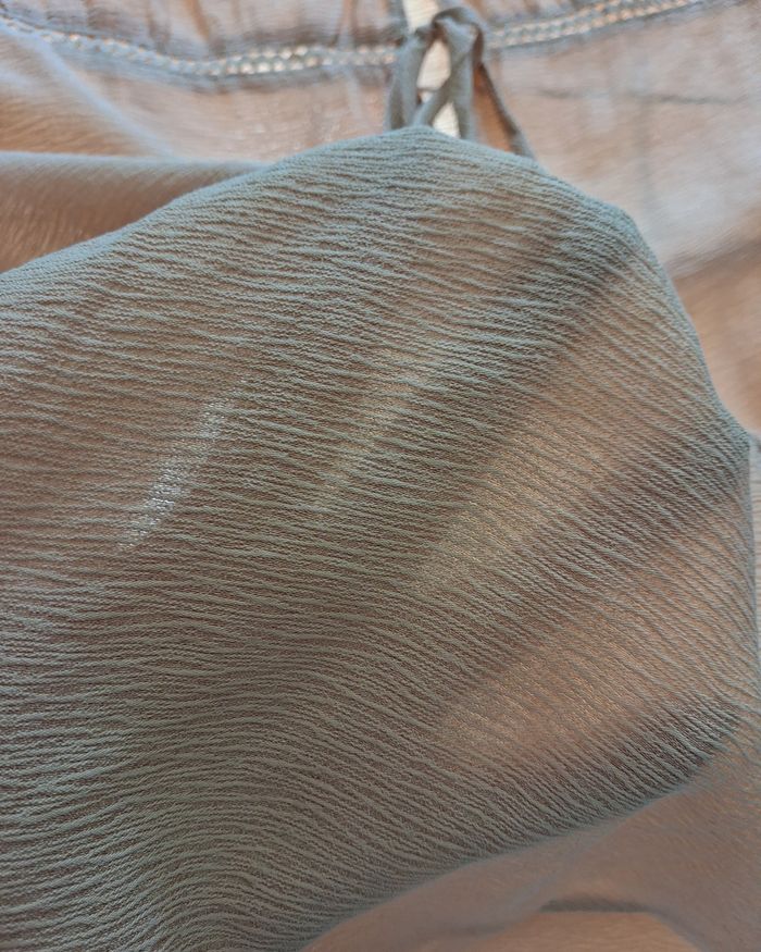 Robe courte moutarde pour l'été - photo numéro 7