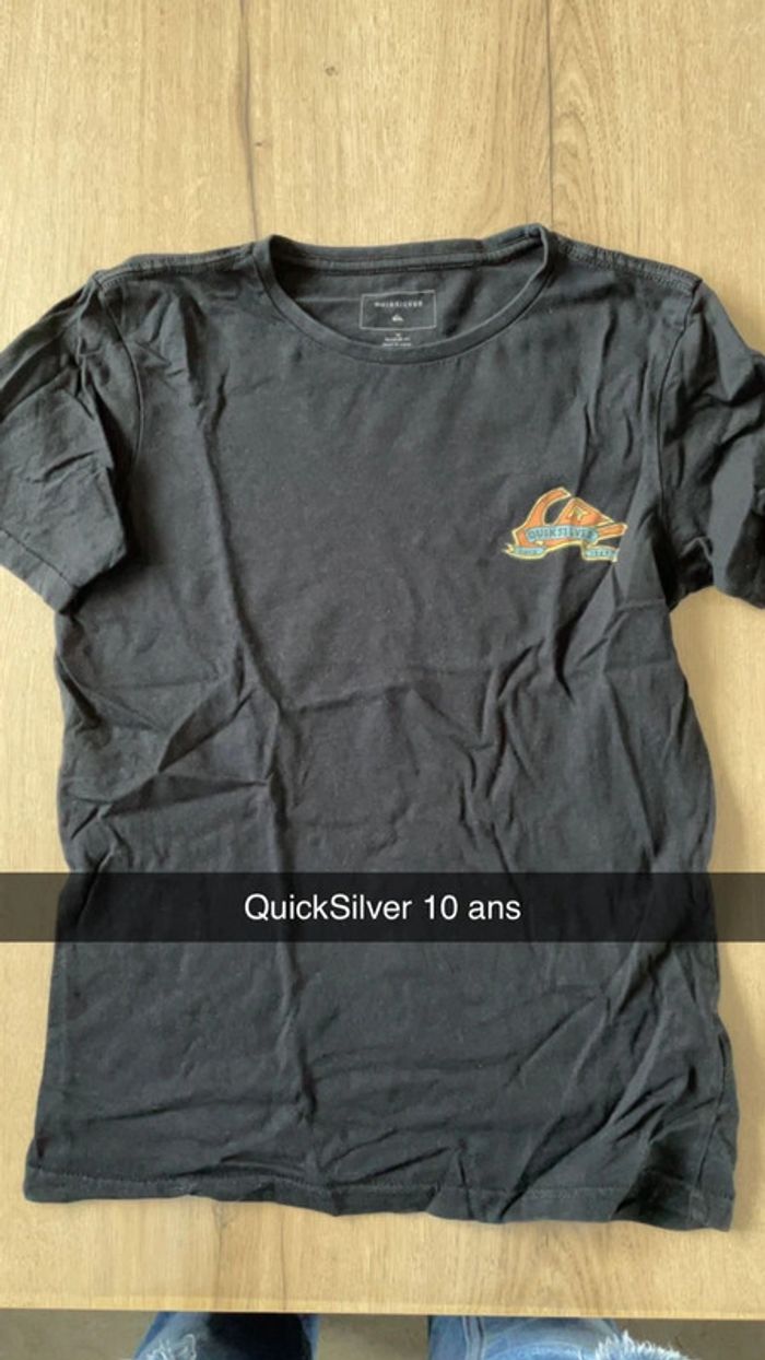 T-shirt QuickSilver taille 10 ans