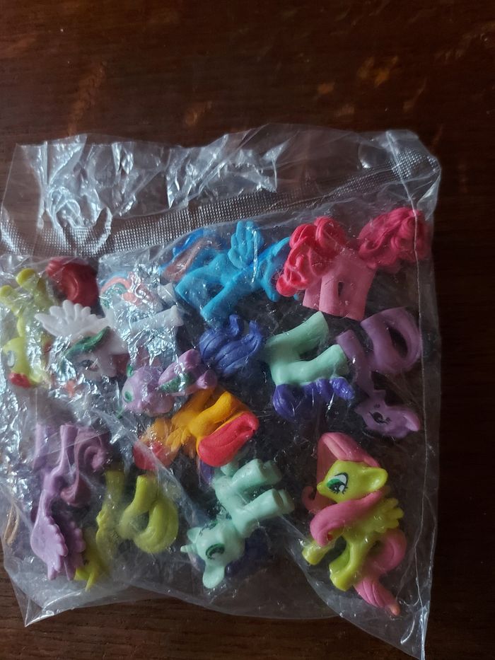 Lot de petits poneys - photo numéro 2